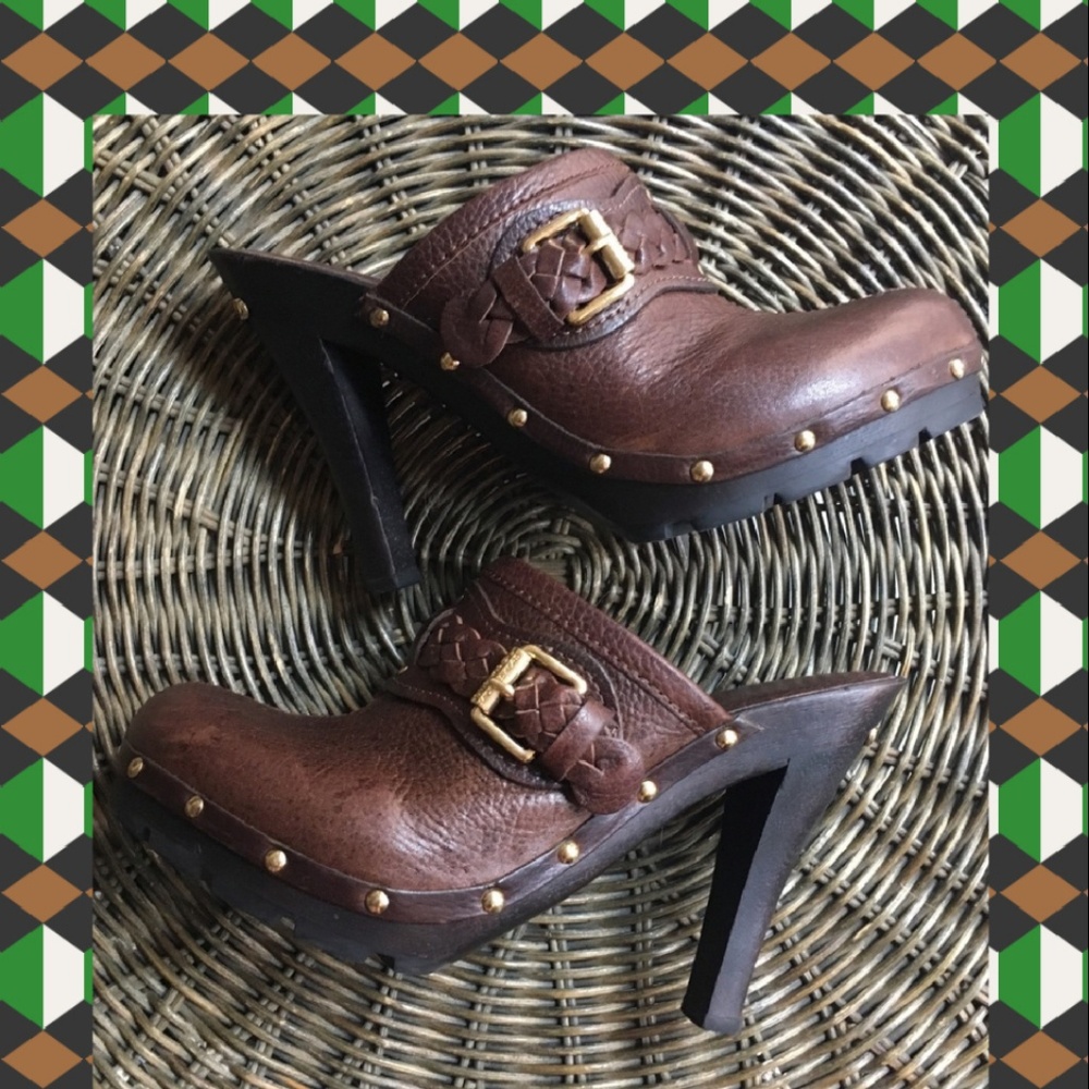 Michael Kors Awesome slip on leather booties